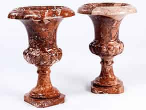 Detailabbildung:  Paar große Marmor-Vasen