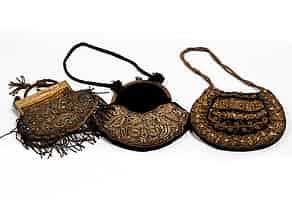 Detail images:  Konvolut von drei Biedermeier-Trachtentaschen