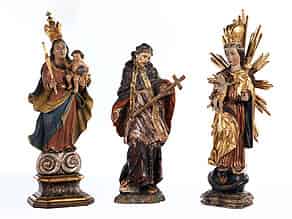 Detailabbildung:  Konvolut von drei Heiligenfiguren
