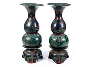 Detail images:  Paar Cloisonné-Vasen
