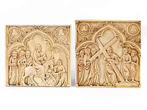Detail images:  Zwei im Stil der Gotik geschnitzte Elfenbeinrelieftafeln