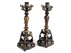 Detailabbildung:  † Paar Kerzenleuchter in Bronze