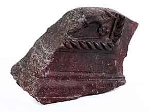 Detail images:  Porphyr-Fragment eines Sarkophags