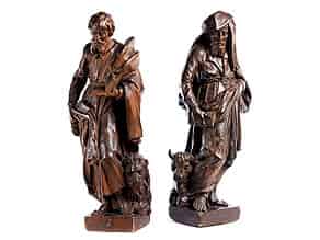 Detailabbildung:  Paar Schnitzfiguren der Heiligen Evangelisten Markus und Lukas