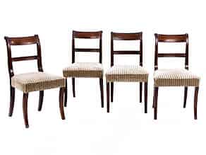 Detail images:   Satz von vier Stühlen