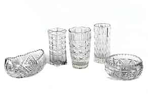 Detail images:   Konvolut von drei Kristallvasen sowie zwei Bleikristall-Tischschalen