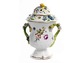 Detailabbildung:   Meissener Potpourri-Vase