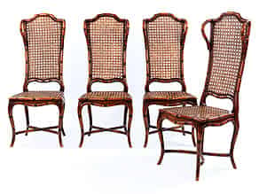 Detailabbildung:   Vier Stühle