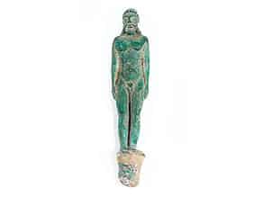 Detail images:  Kleine Bronzefigur eines Adoranten im archaisch-etruskischen Stil
