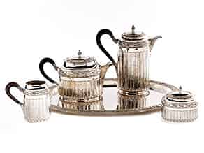 Detail images:   Fünfteiliges Kaffee- und Teeservice in Silber