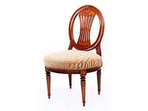 Detailabbildung:   Außergewöhnlicher Louis XVI-Stuhl