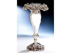 Detail images:   Hohe Tiffany-Vase mit Schneeballdekor