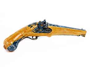 Detail images:  Seltener Majolika-Handwärmer in Form einer Pistole