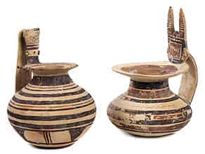 Detailabbildung:  Zwei daunische Keramikgefäße