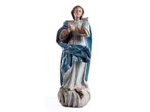 Detailabbildung:   Schnitzfigur der Maria Immaculata