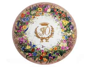 Detail images:   Runde Porzellanplatte wohl eines Salontischchens