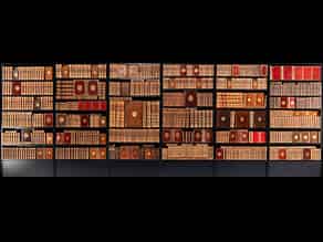 Detail images:  † Eine hochdekorative Bibliothek des 18. Jahrhunderts mit 656 Bänden