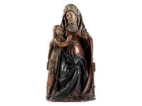 Detailabbildung:  Schnitzfigur der Heiligen Anna mit der jugendlichen Maria 