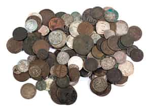 Detailabbildung:   Über 135 Kleinmünzen