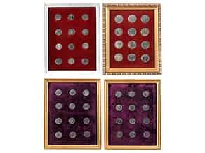 Detail images:   Konvolut von 48 Münzen und Repliken