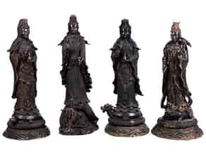 Detailabbildung:   Gruppe von vier Guanyin-Figuren