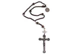 Detailabbildung:   Rosenkranz mit großem Silberkreuz mit Corpus Christi