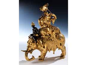 Detailabbildung:  Schreibzeug in Form eines Elefanten mit Chinoiserie-Figuren 