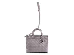 Detail images:  Christian Dior Tasche Lady Dior Grey