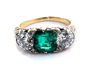 Detailabbildung:  Antiker Smaragd-Diamantring