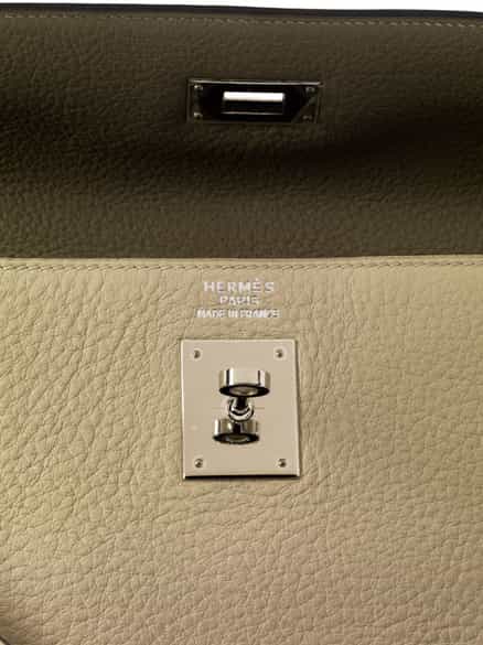 Detailabbildung: † Hermès Kelly Bag 35 cm Special Order „Gris Tourterelle, Graphite & Craie“