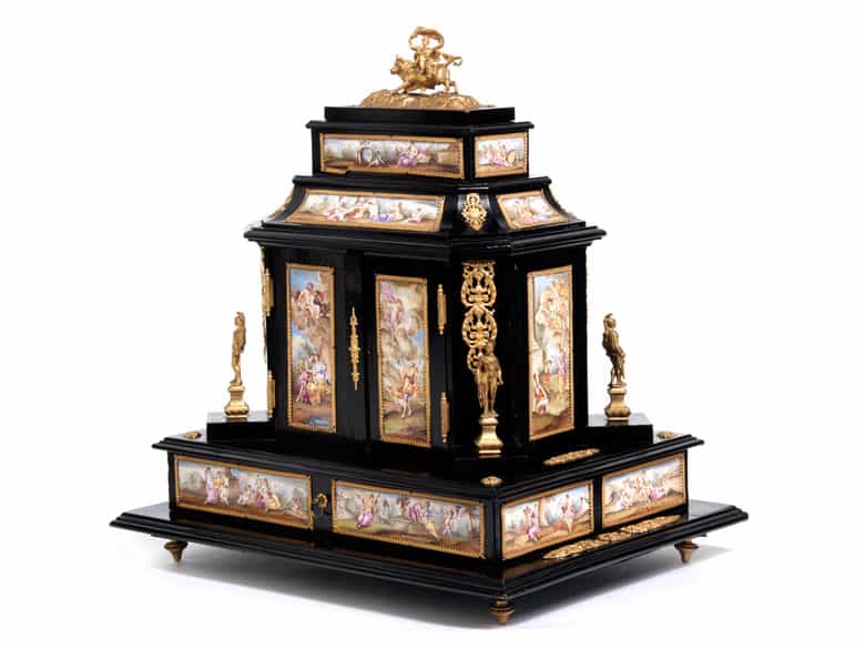 Detailabbildung:  Schmuck-Kabinettkästchen des 19. Jahrhunderts