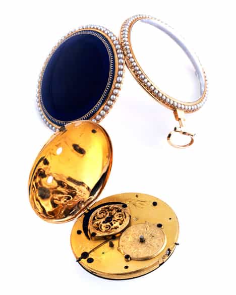Detailabbildung: Dekorative goldene offene Taschenuhr