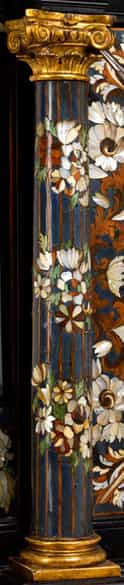 Detailabbildung: Bedeutender, musealer Altarschrein mit Schnitzgruppe von Leonard van der Vinne, tätig in Florenz im Kreis der Werkstatt von Granducali, zwischen 1659 und 1713