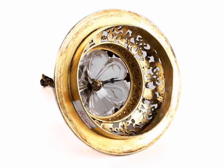 Detailabbildung:  Silbermontiertes Deckelgefäß