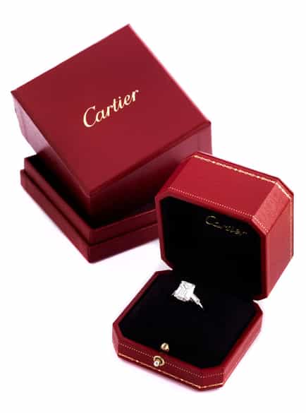 Detailabbildung:  Diamantring von Cartier