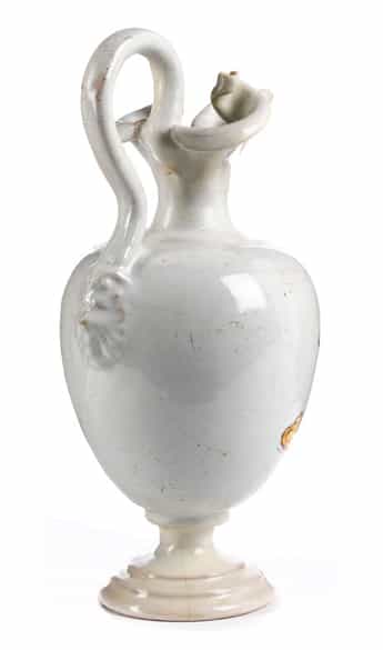 Detailabbildung: Majolika-Henkelkrug