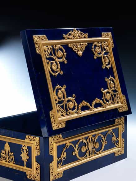 Detailabbildung: Prächtige Schatulle in Lapislazuli und vergoldeter Bronze