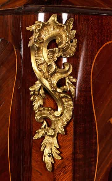 Detailabbildung: Eleganter Damensekretär à abattant