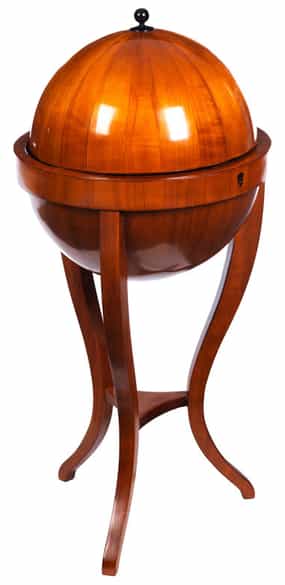 Detailabbildung: Elegantes Biedermeier-Globustischchen