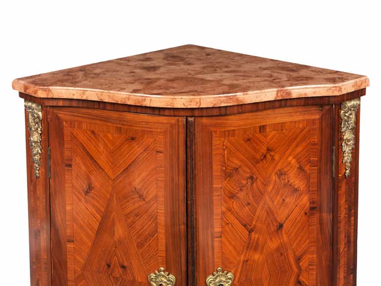 Detailabbildung: Napoleon III-Encoignure