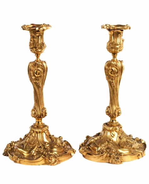 Detailabbildung: Paar Tischkerzenhalter im Louis XV-Stil