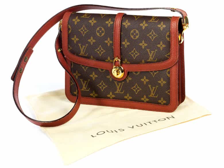 Detailabbildung: Louis Vuitton Monogram Canvas Raspial Cross Body Bag