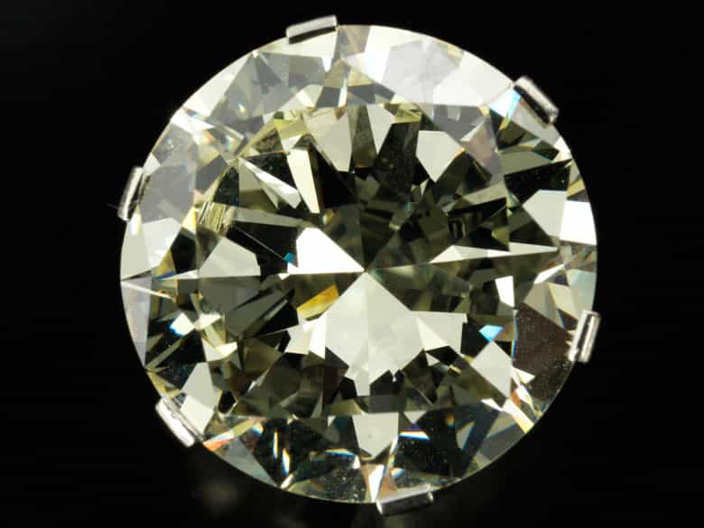 Detailabbildung: Großer Diamant-Solitärring
