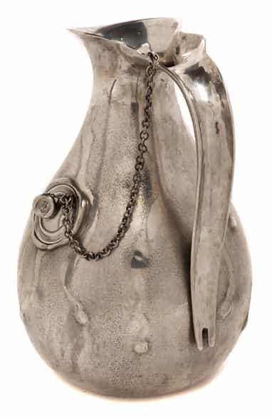 Detailabbildung:  Seltene Silberkanne