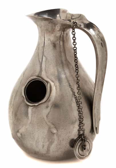 Detailabbildung:  Seltene Silberkanne