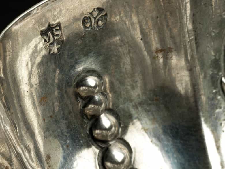 Detailabbildung: Hanauer Silbertazza