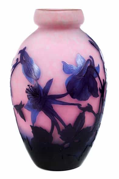 Detailabbildung:  Delatte-Vase mit Akeleidekor