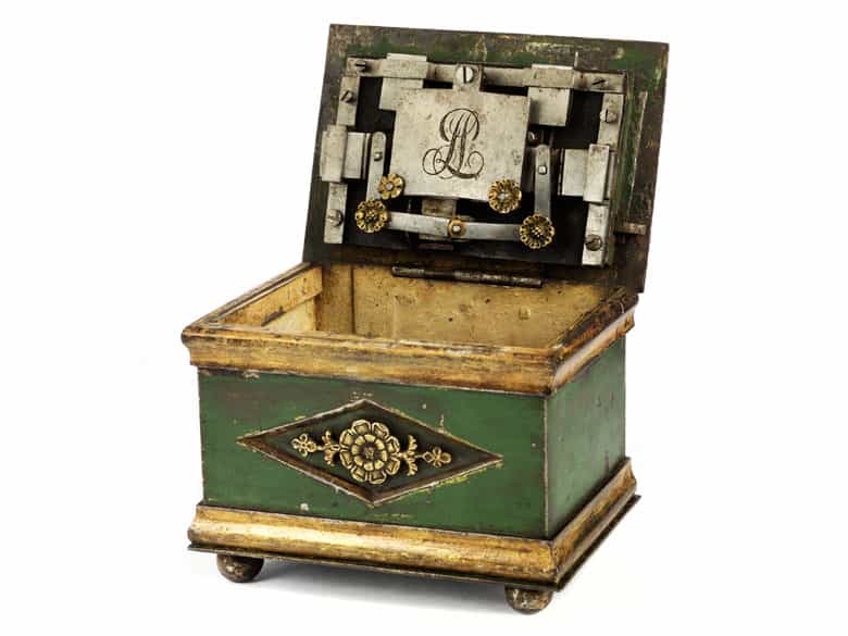 Detailabbildung: Eisenkästchen mit Geheimverschluss