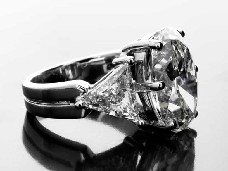 Detailabbildung:  Großer Diamantring