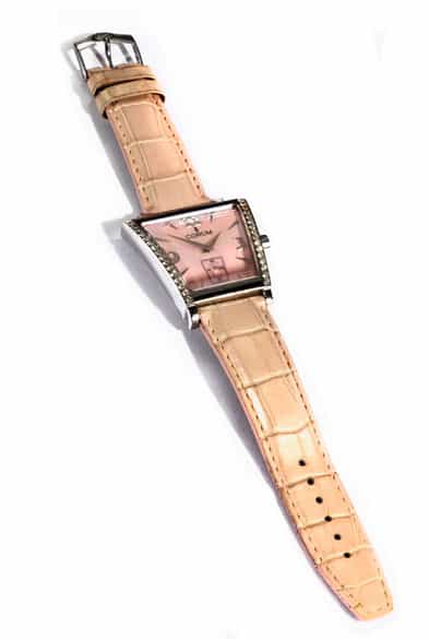 Detailabbildung: CORUM Trapeze in Stahl mit Brillanten